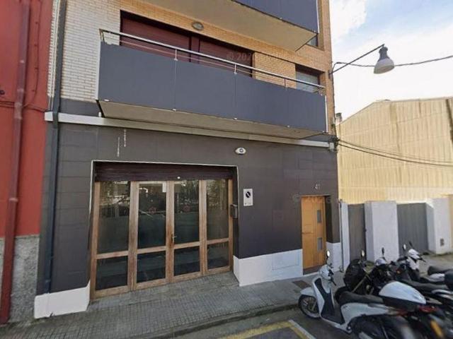 Local comercial en venta en calle Folch i Torres, Palafolls, de 141 m² por 84.132