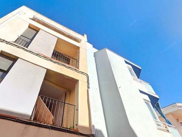 Local comercial en venta en calle Joan Miró, Calafell, de 64 m² por 25.700