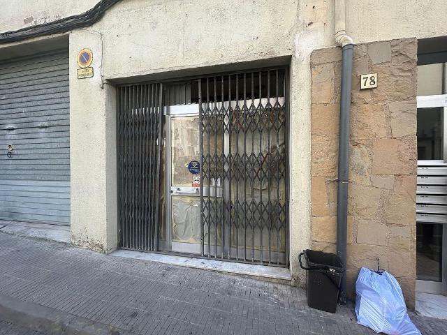 Local comercial en venta en calle Major, L'Esquirol, de 72 m² 1 habitación por 16.000