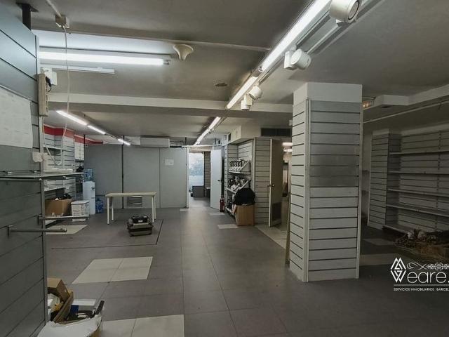 Local comercial en venta en calle Selva de Mar, Barcelona, de 308 m² 3 habitaciones por 445.000