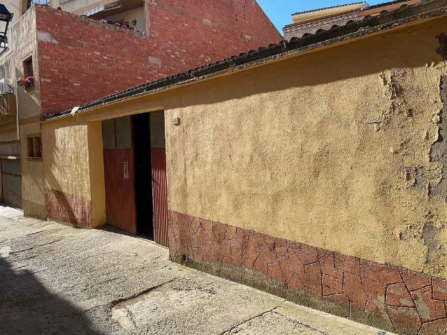 Local comercial en venta en calle Ramon Grinyó, Vimbodí, de 296 m² 1 habitación por 56.000