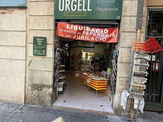 Local comercial en venta en calle Urgell, Barcelona, de 114 m² 3 habitaciones por 325.000