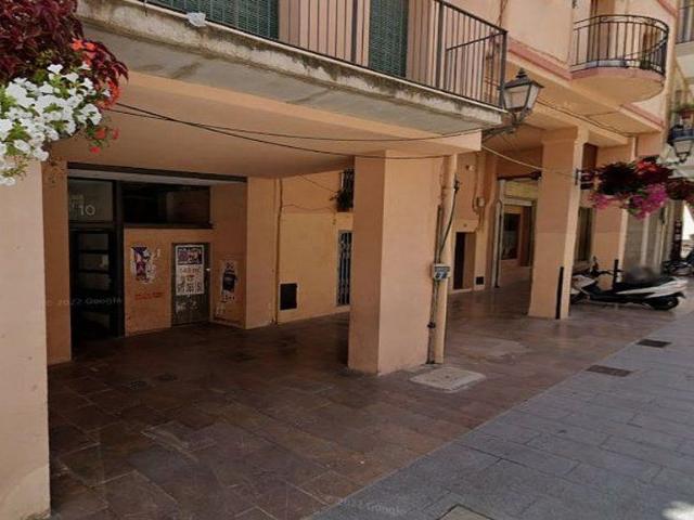 Local comercial en venta en Cambrils, de 104 m² por 99.000