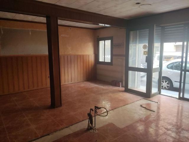 Local comercial en venta en Castelldefels, de 48 m² por 100.000