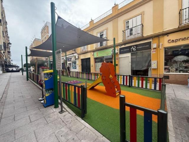Local comercial en venta en Castilleja de la Cuesta, Andalucia