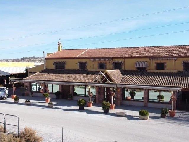 Local Comercial en venta en Castril, Granada