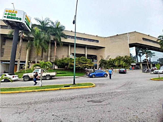 Local comercial en venta en Centro La Colina San Antonio de los Altos