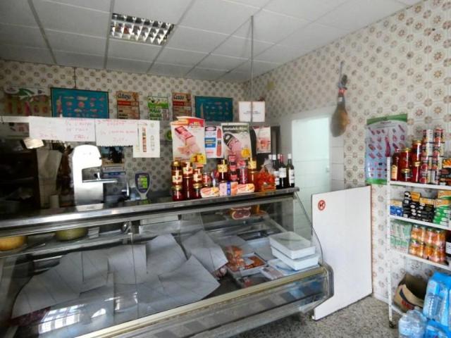 Local comercial en venta en Chiclana de la Frontera, Avenida la libertad