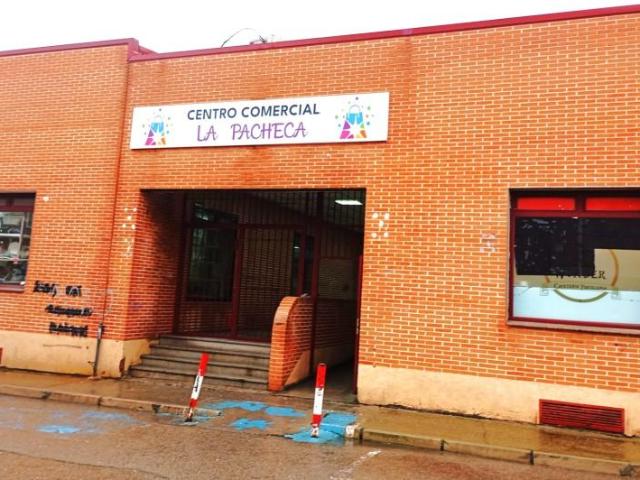 Local comercial en venta en Chozas de Canales, Chozas de Canales