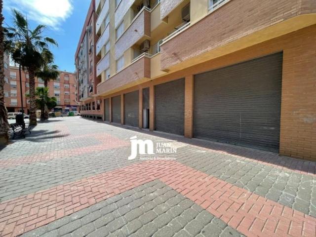 Local comercial en venta en Cieza, Avenida Azorin