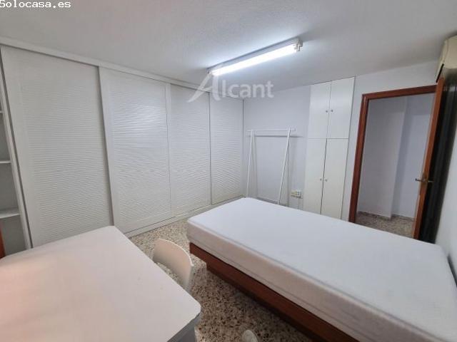 Local comercial en Venta en Crevillente, Alicante