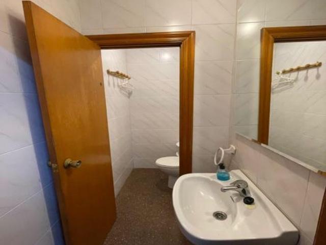 Local comercial en Venta en Albacete, Albacete