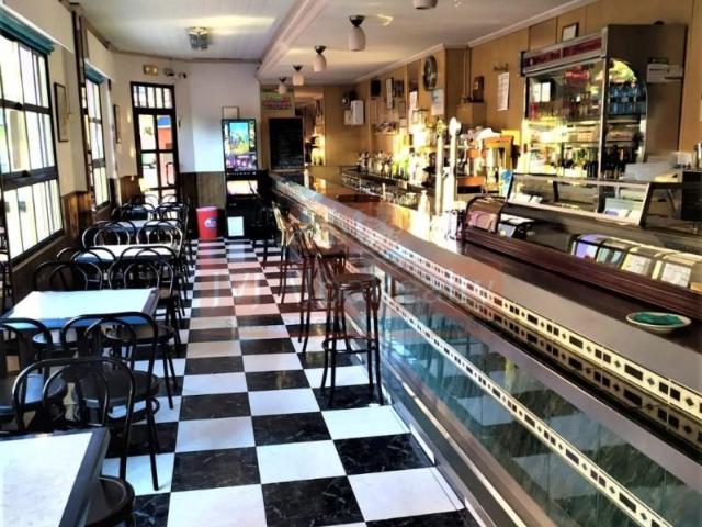 Local comercial en venta en Albacete, Feria