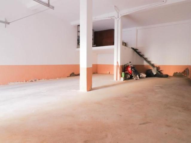 Local comercial en venta en Almería, Avda. santa isabel