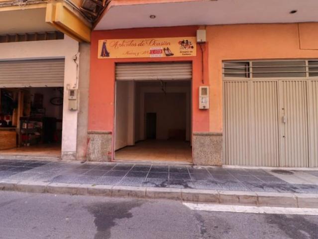 Local comercial en venta en Almería, Avda. santa isabel