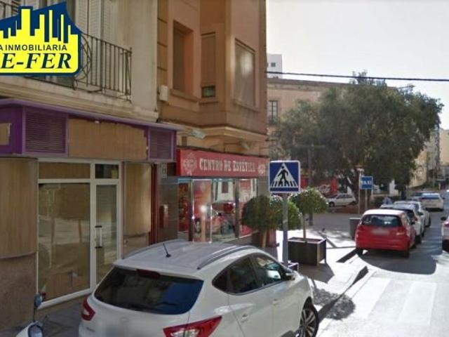 Local comercial en venta en Almería, PLAZA SANTA RITA