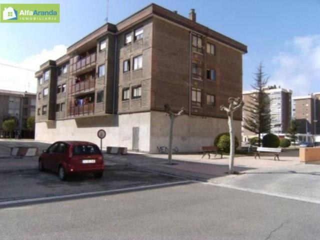 Local comercial en venta en Aranda de Duero, Barrio Allendeduero Glorieta Rosales