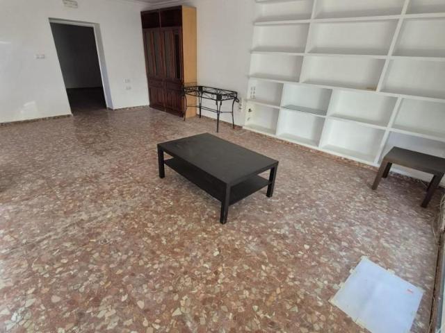 Local comercial en venta en Arcos de la Frontera, CERCANO ZONA CENTRO