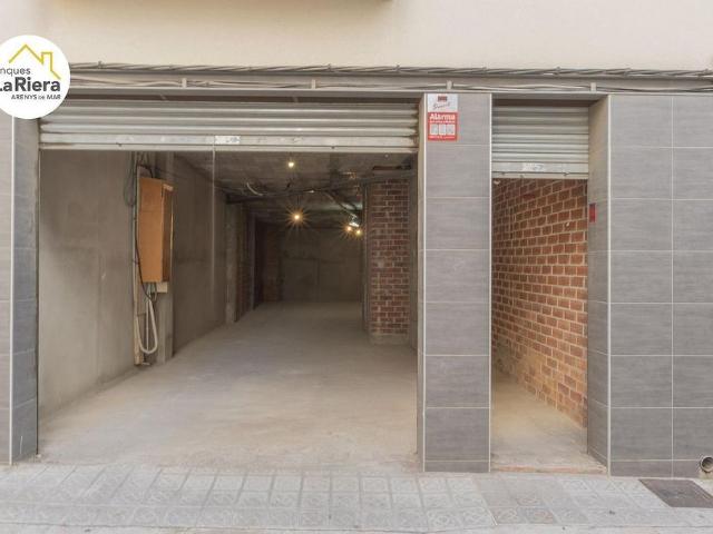 Local comercial en venta en Arenys de Mar, de 137 m² por 135.000