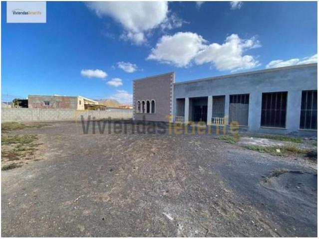 Local comercial en venta en Arona