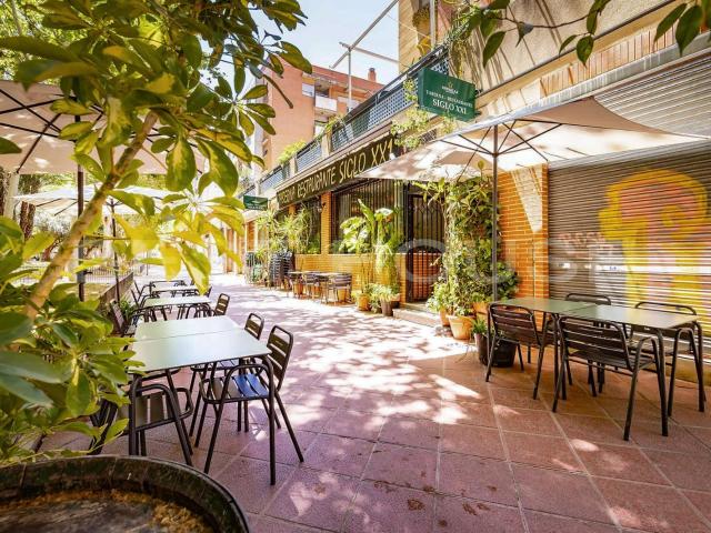 Local Comercial en Venta en Av Juan de Borbón La Flota