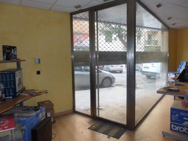 Local comercial en venta en Av. Santa Ana