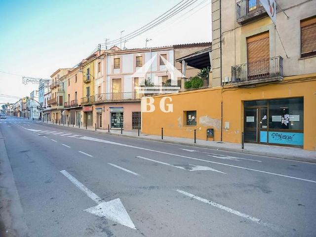 Local comercial en venta en avenida De Les Voltes, Bisbal d´Empordà, La, de 59 m² por 53.000