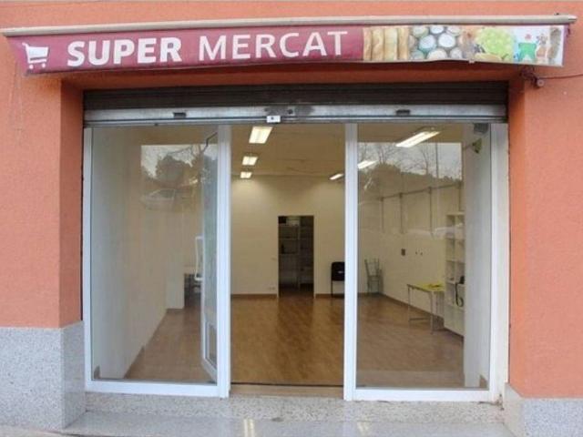 Local comercial en venta en avenida De Polinyà, Sabadell, de 70 m² por 63.000