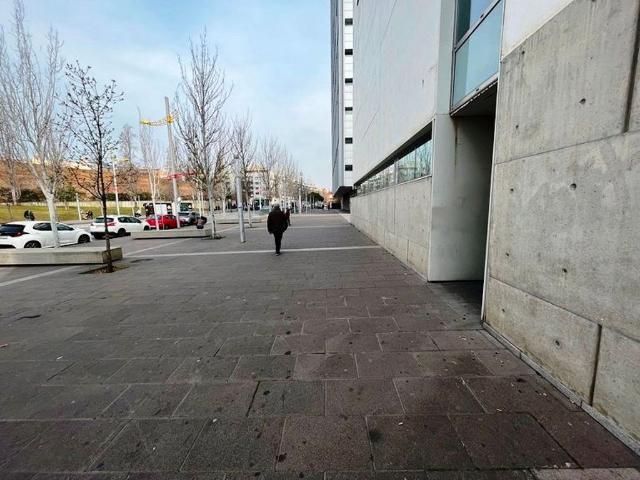 Local comercial en venta en avenida De Rio de Janeiro, Barcelona, de 547 m² 1 habitación por 249.000