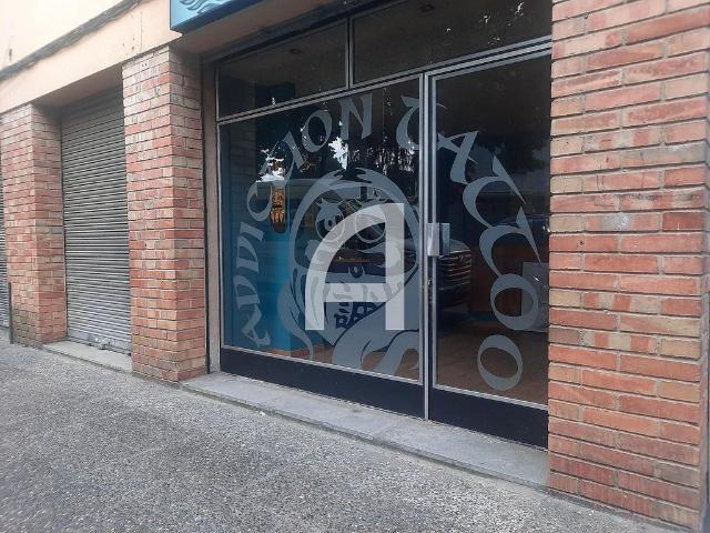 Local comercial en venta en avenida De Sant Narcís, Girona, de 46 m² por 69.000