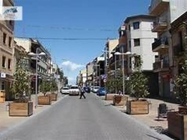 Local comercial en venta en avenida Del Penedès, Santa Margarida i els Monjos, de 301 m² por 79.200