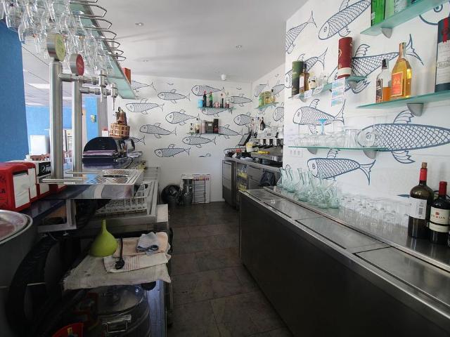 Local comercial en venta en avenida Del Rieral, Lloret de Mar, de 210 m² 1 habitación por 371.000