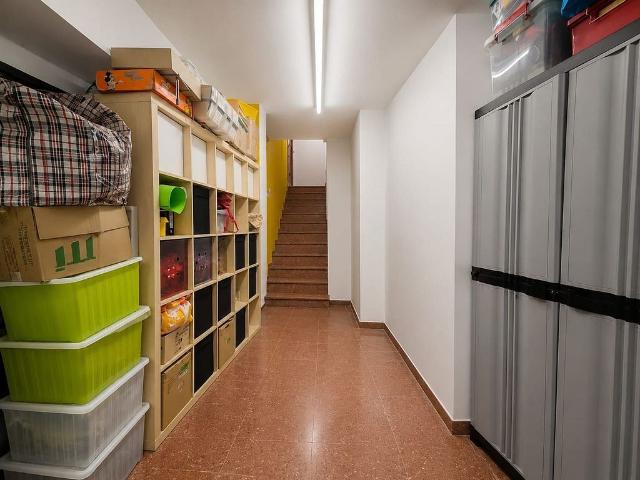 Local comercial en venta en avenida Diagonal, Barcelona, de 100 m² 3 habitaciones por 130.000