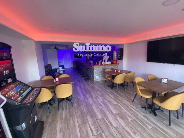Local comercial en venta en avenida Mossèn Jaume Soler, Calafell, de 70 m² por 150.000
