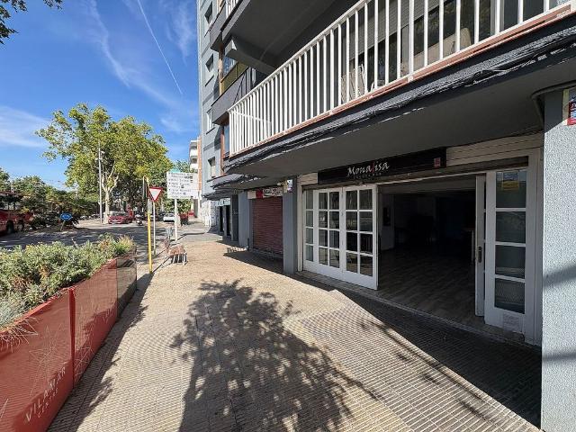 Local comercial en venta en avenida Mossèn Jaume Soler, Calafell, de 70 m² por 150.000