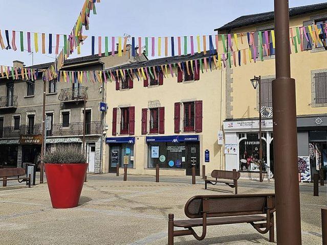 Local comercial en venta en avenida Porte de France, Bourg Madame, de 90 m² 2 habitaciones por 110.000