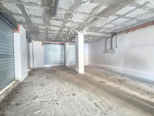 Local comercial en venta en avenida Prat de la Riba, Lleida, de 133 m² por 124.000