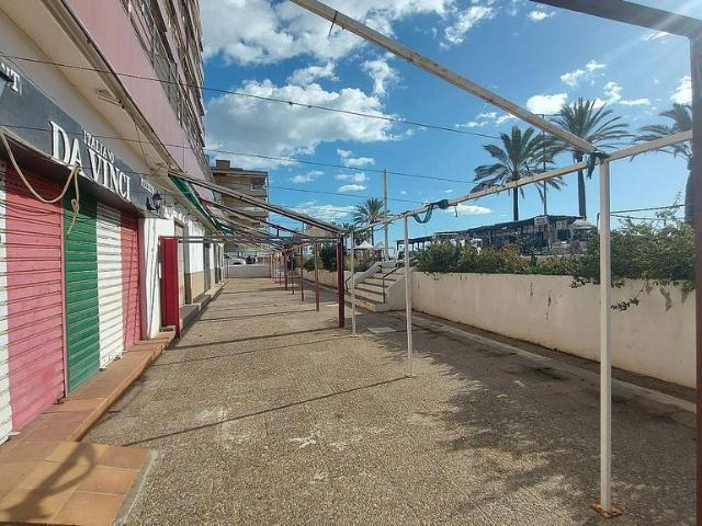 Local comercial en venta en avenida Sant Joan de Déu, Vendrell, El, de 561 m² por 795.000