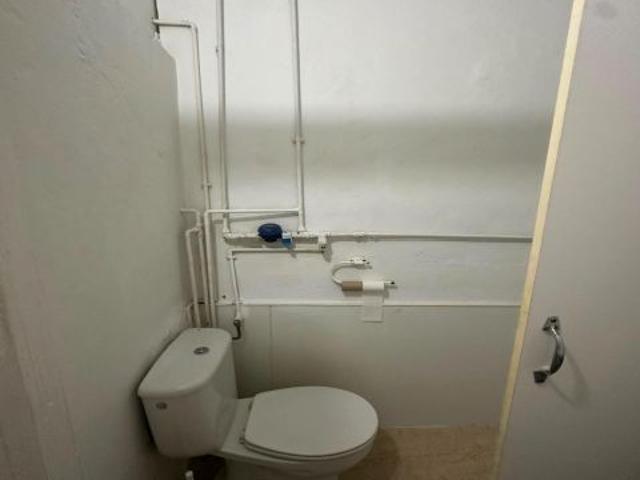 Local Comercial en Venta en Avenida Santa Ana, Tudela por €109.000