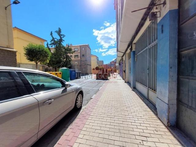 Local comercial en venta en Ávila, 05001