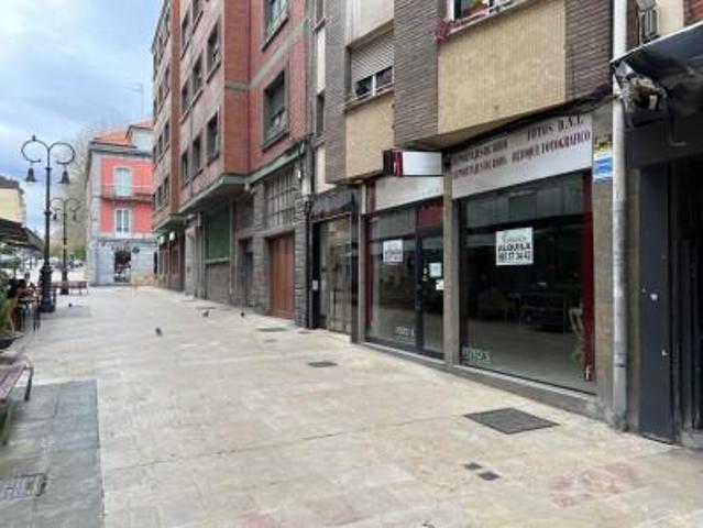 Local comercial en venta en Avilés, Avilés