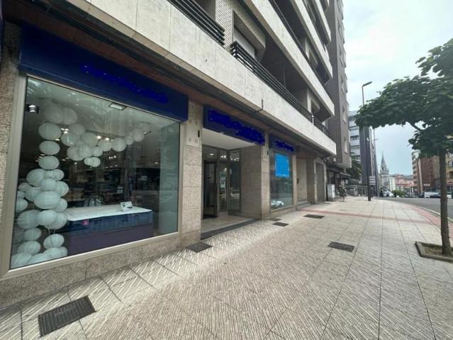 Local comercial en venta en Avilés, Avilés