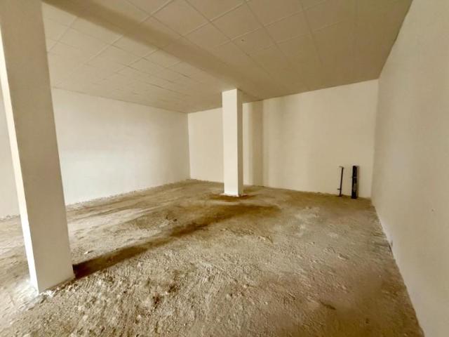 Local comercial en venta en Bormujos, Zona Avda. Juan Diego