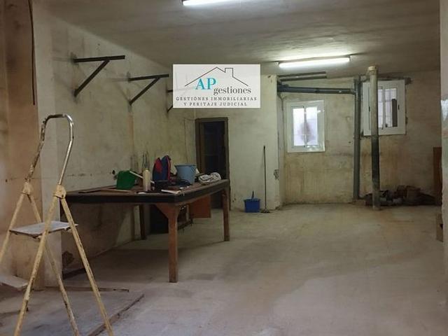 Local comercial en venta en Badalona, de 99 m² por 88.000