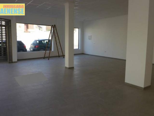 Local comercial en venta en Baena, Avda. Padre Villoslada