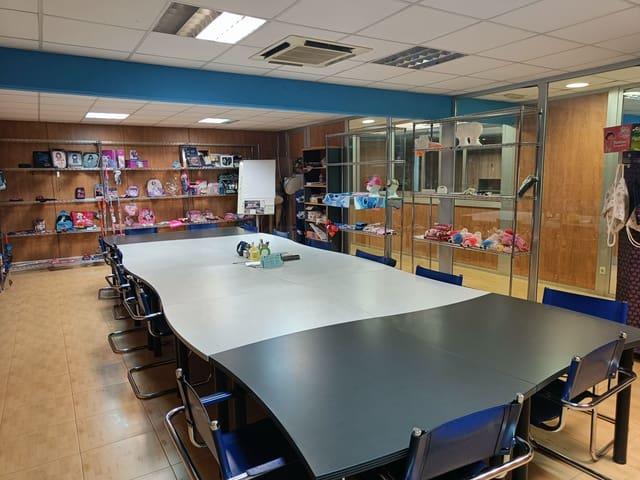 Local Comercial en venta en Santa Eulàlia de Ronçana, Barcelona