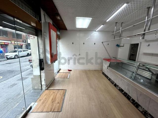 Local comercial en venta en Barcelona, Carrer de Blesa, 08004