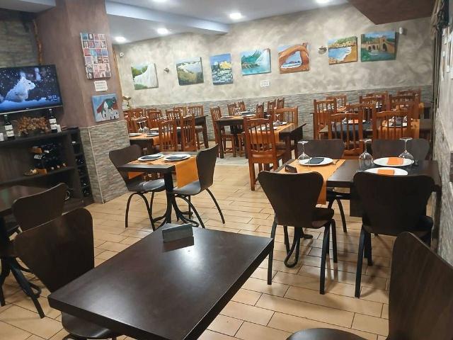 Local comercial en venta en Barcelona, de 145 m² por 330.000
