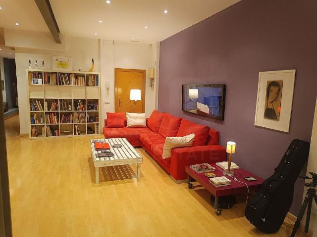 Local comercial en venta en Barcelona, de 165 m² por 180.000