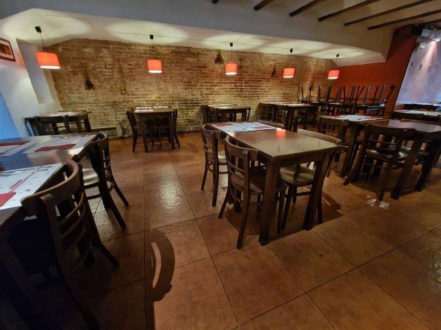 Local comercial en venta en Barcelona, de 180 m² por 220.000